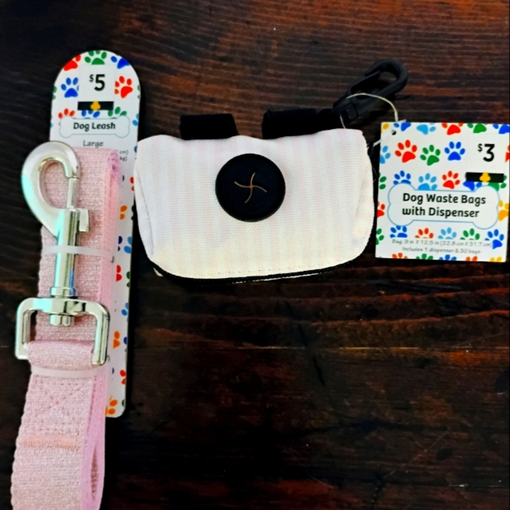 Dog Leash/ Waste Bag with Dispenser New